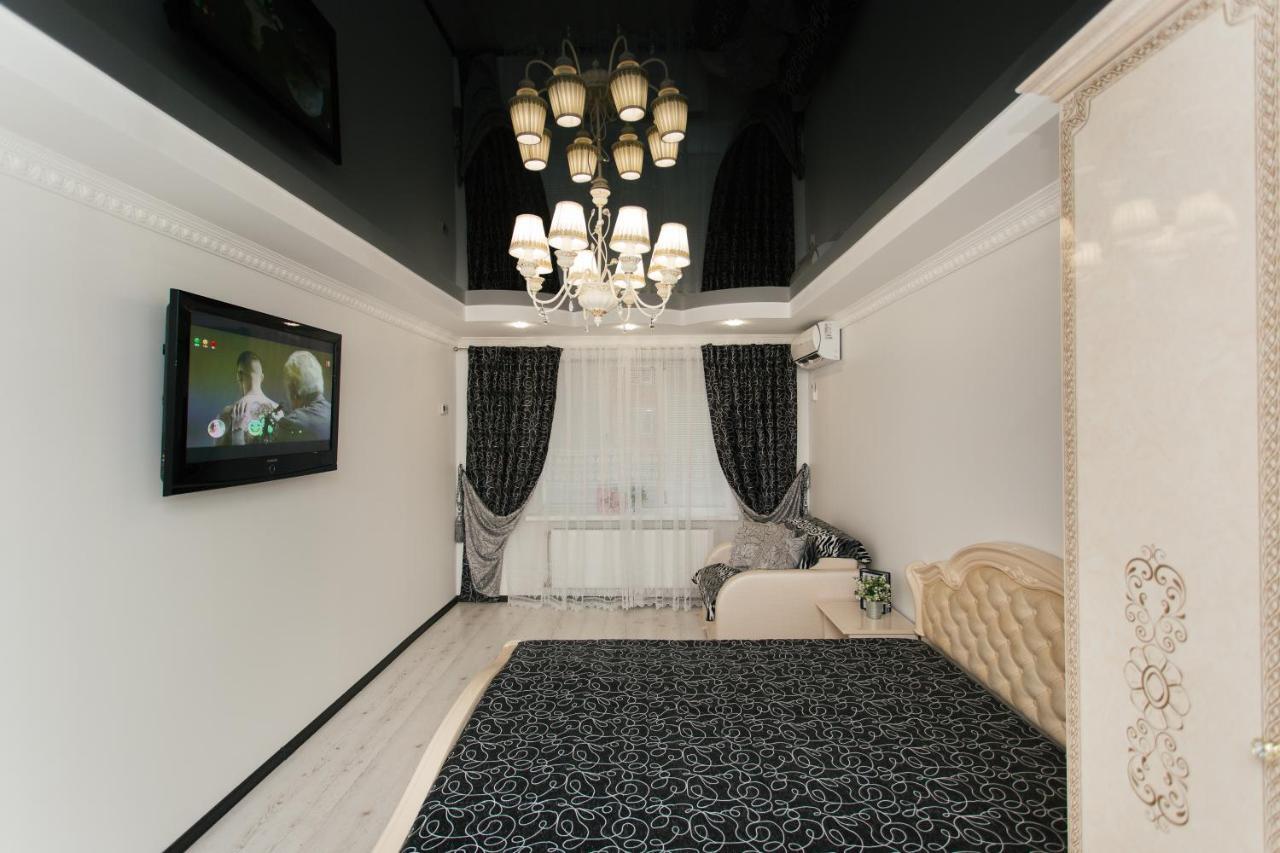De Luxe Apartments Centr Illinskaya Sumî Exterior foto